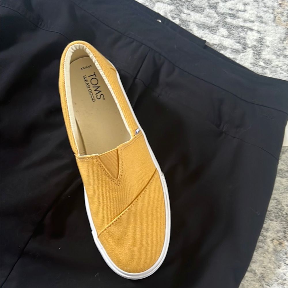 TOMS Men's Mustard Slip-On Loafers